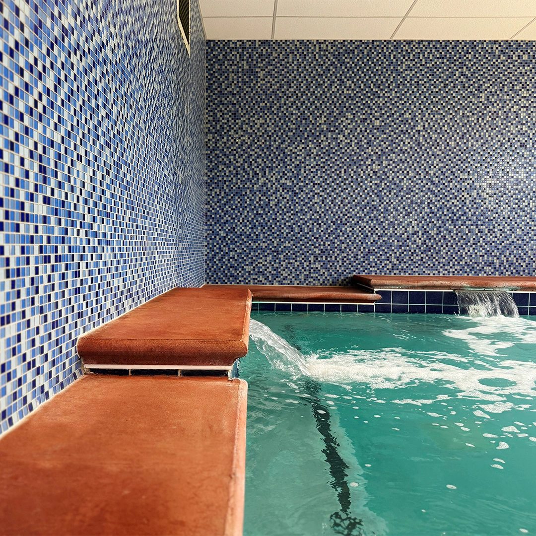 Heated Therapy Pool at National Fitness